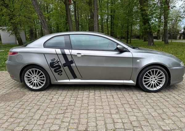 Alfa Romeo GT cena 10900 przebieg: 259000, rok produkcji 2004 z Kutno małe 596